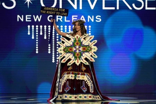 Титул «Мисс Вселенная» получила красавица из США. Она появилась в очень необычном костюме Титул «Мисс Вселенная» получила красавица из США. Она появилась в очень необычном костюме