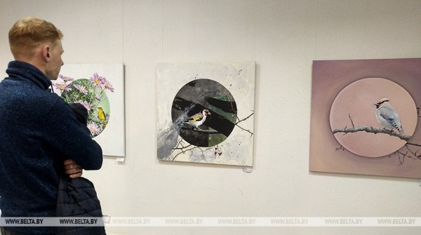 Юбилейную выставку молодых художников «Усе разам» презентовали в Бресте Юбилейную выставку молодых художников «Усе разам» презентовали в Бресте