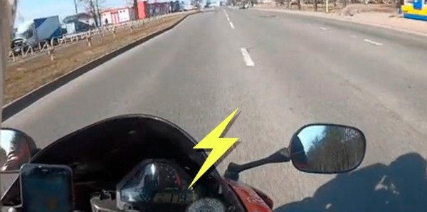 Парень разогнался 179 км/ч на мотоцикле в Гродно и пожаловался, что его не видят автомобилисты Парень разогнался 179 км/ч на мотоцикле в Гродно и пожаловался, что его не видят автомобилисты