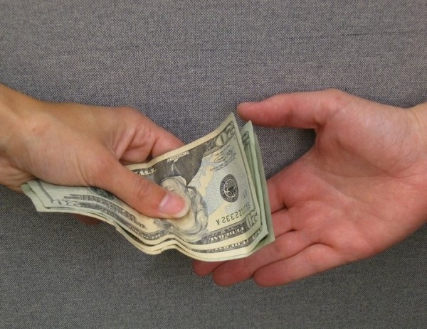 Белорус взял в долг деньги на развитие бизнеса, о чем потом сильно сожалел Белорус взял в долг деньги на развитие бизнеса, о чем потом сильно сожалел