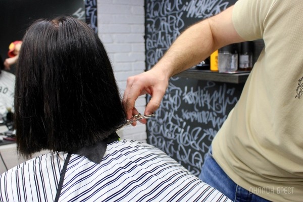 Вот что значит профессиональный уход для волос! Вместе оцениваем большой ассортимент инструментов и косметики в парикмахерском магазине «PROFISTYLE.BY» в Бресте Вот что значит профессиональный уход для волос! Вместе оцениваем большой ассортимент инструментов и косметики в парикмахерском магазине «PROFISTYLE.BY» в Бресте