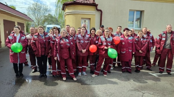 Кобринская станция скорой помощи получила три новых автомобиля Кобринская станция скорой помощи получила три новых автомобиля