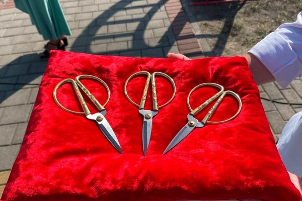 В Кобрине на набережной открыли воркаут-площадку В Кобрине на набережной открыли воркаут-площадку