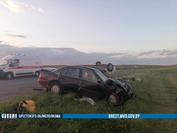 В Брестской области погиб водитель такси. Подробности ДТП В Брестской области погиб водитель такси. Подробности ДТП