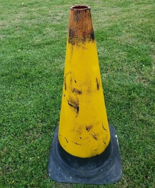 Как обычный рабочий придумал знаменитый дорожный конус Как обычный рабочий придумал знаменитый дорожный конус