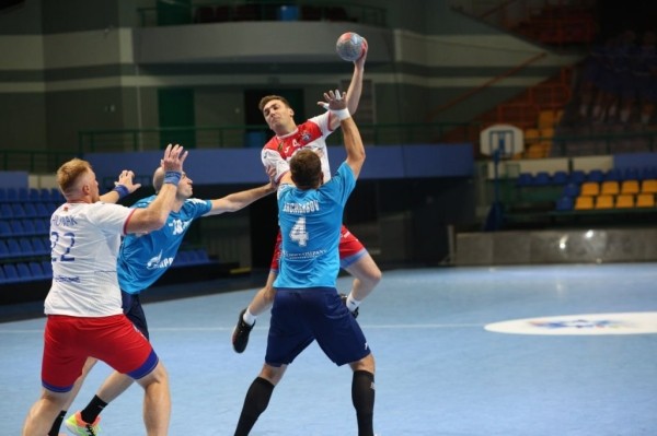 В домашнем спарринге гандболисты «Мешков Брест» уступили соперникам из Санкт-Петербурга В домашнем спарринге гандболисты «Мешков Брест» уступили соперникам из Санкт-Петербурга