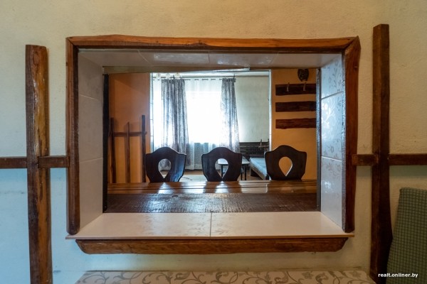 800 «квадратов» на одну семью. Побывали в домах, которые в 90-е строили на широкую ногу 800 «квадратов» на одну семью. Побывали в домах, которые в 90-е строили на широкую ногу