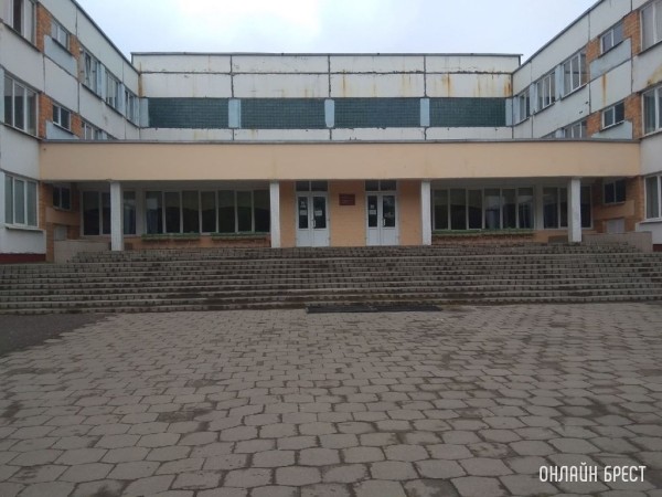 Около Br4,5 млн выделено на подготовку школ Бреста к новому учебному году Около Br4,5 млн выделено на подготовку школ Бреста к новому учебному году