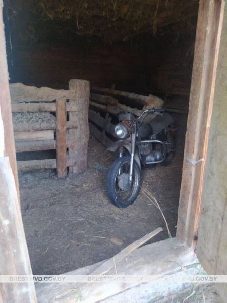 В Брестской области подростки украли мотоцикл, чтобы кататься. Вот чем все закончилось