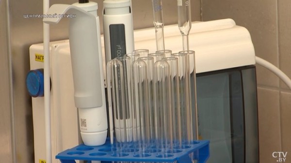 От дойки до прилавка. Вот какой путь проходит молоко, чтобы попасть в магазин От дойки до прилавка. Вот какой путь проходит молоко, чтобы попасть в магазин