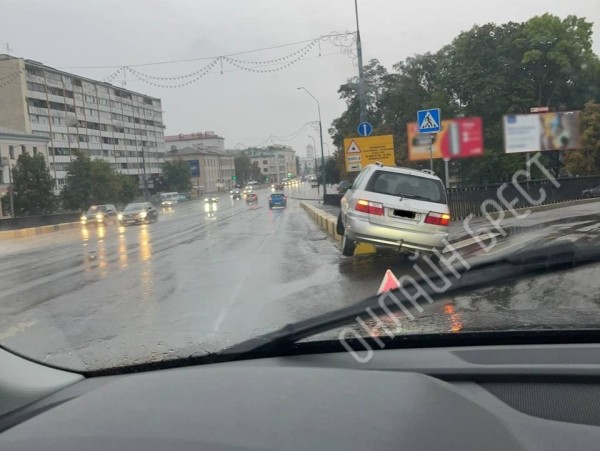 Подробности вчерашнего ДТП на путепроводе в Бресте Подробности вчерашнего ДТП на путепроводе в Бресте