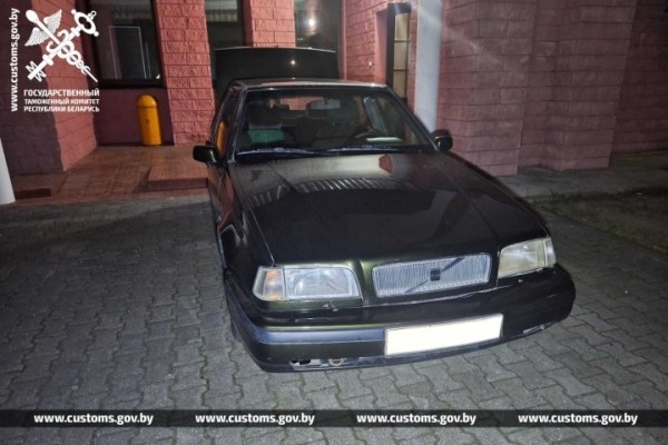 Четыре факта ввоза партий сыра под видом товаров для личного пользования выявили брестские таможенники Четыре факта ввоза партий сыра под видом товаров для личного пользования выявили брестские таможенники