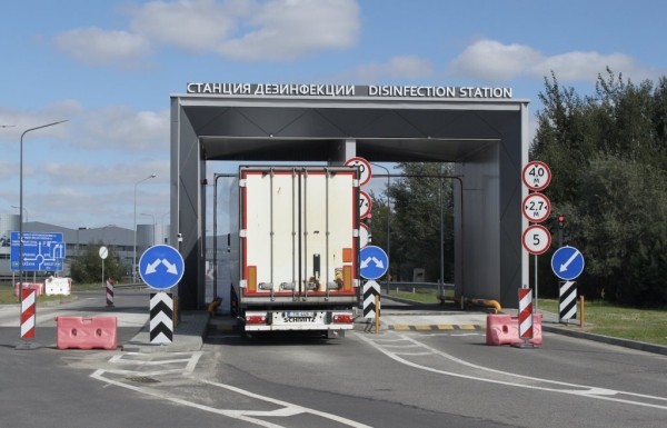 Что говорят водители об обязательной дезинфекции транспорта на границе Что говорят водители об обязательной дезинфекции транспорта на границе