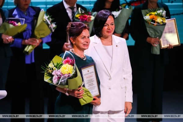 В Бресте чествовали лучших педагогов области