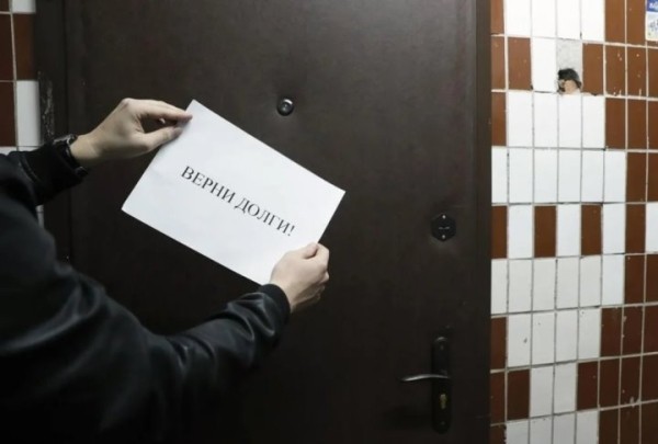 В Беларуси 19-летняя девушка взяла для младшей подруги кредит, а та не стала его выплачивать. Чем все закончилось? В Беларуси 19-летняя девушка взяла для младшей подруги кредит, а та не стала его выплачивать. Чем все закончилось?