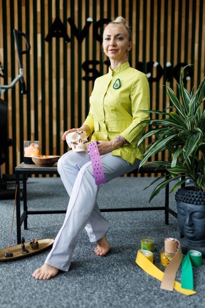 Массаж, тейпирование, фитнес, йога, работа со сколиозом и многое другое. В «AVOSTUDIO» на Варшавском шоссе в Бресте люди становятся красивее, здоровее и увереннее в себе Массаж, тейпирование, фитнес, йога, работа со сколиозом и многое другое. В «AVOSTUDIO» на Варшавском шоссе в Бресте люди становятся красивее, здоровее и увереннее в себе