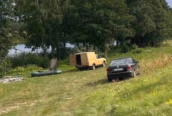 В Ляховичском районе двое парней подожгли беседку ради забавы В Ляховичском районе двое парней подожгли беседку ради забавы