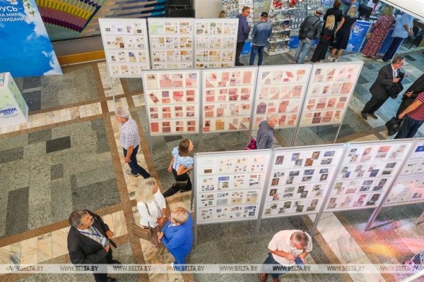 Коллекции из семи стран представлены в Бресте на филателистической выставке для детей и молодежи Коллекции из семи стран представлены в Бресте на филателистической выставке для детей и молодежи