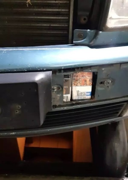 Белорус нашпиговал свою Audi сигаретами – более 1500 пачек извлекли из тайников Белорус нашпиговал свою Audi сигаретами – более 1500 пачек извлекли из тайников