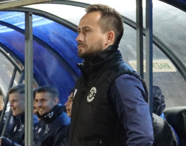 Исполняющий обязанности главного тренера «Динамо-Брест» Андрей Челмодеев дисквалифицирован на шесть матчей Исполняющий обязанности главного тренера «Динамо-Брест» Андрей Челмодеев дисквалифицирован на шесть матчей