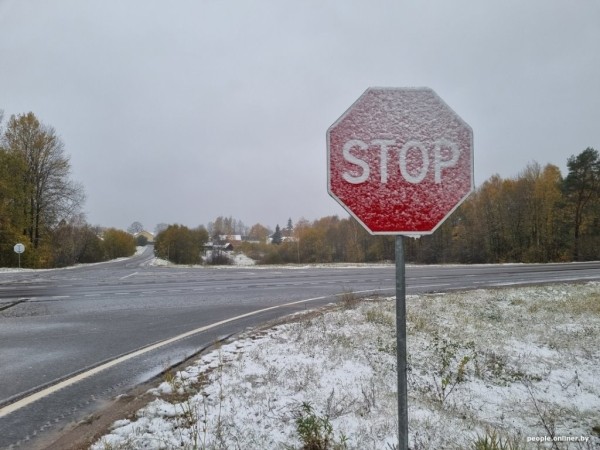 В Беларуси выпал снег В Беларуси выпал снег
