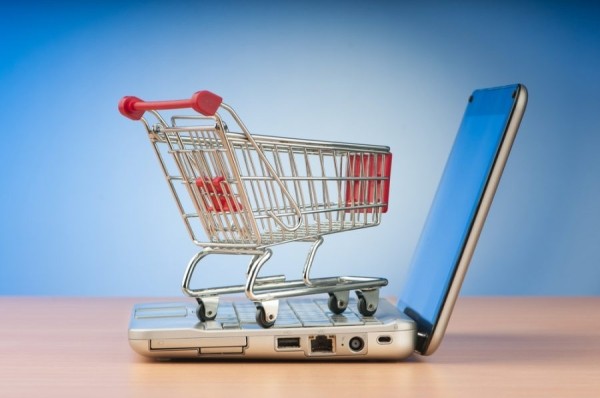 Сотрудница пункта выдачи маркетплейса вместе с парнем украла товаров на 8 тыс. рублей Сотрудница пункта выдачи маркетплейса вместе с парнем украла товаров на 8 тыс. рублей