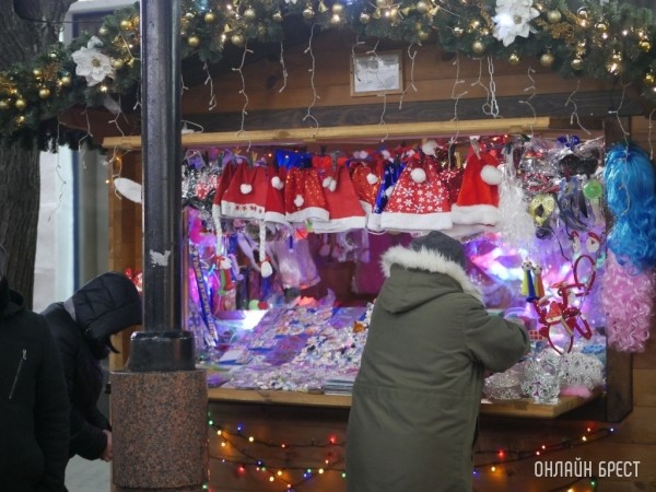 Предновогодние ярмарки в Бресте заработают 1 декабря Предновогодние ярмарки в Бресте заработают 1 декабря