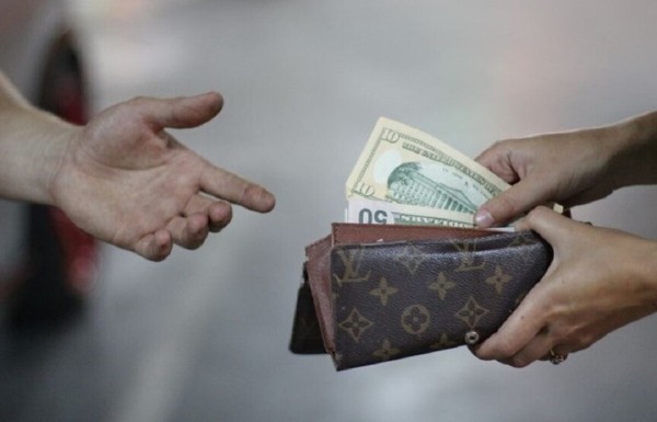 Рассчитался за ремонт авто валютой, но есть претензии. Поможет ли в этом случае налоговая? Рассчитался за ремонт авто валютой, но есть претензии. Поможет ли в этом случае налоговая?