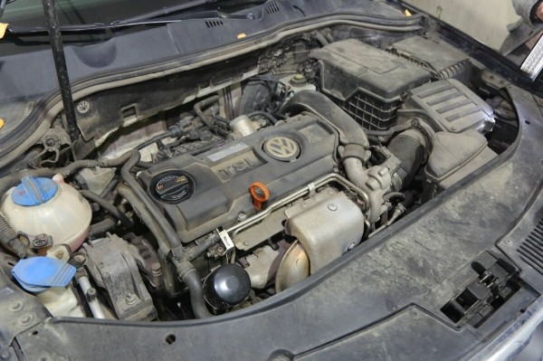 Белорус купил бензиновый VW Passat (B6) за $6 800. Проверили, стоил ли он своих денег Белорус купил бензиновый VW Passat (B6) за $6 800. Проверили, стоил ли он своих денег