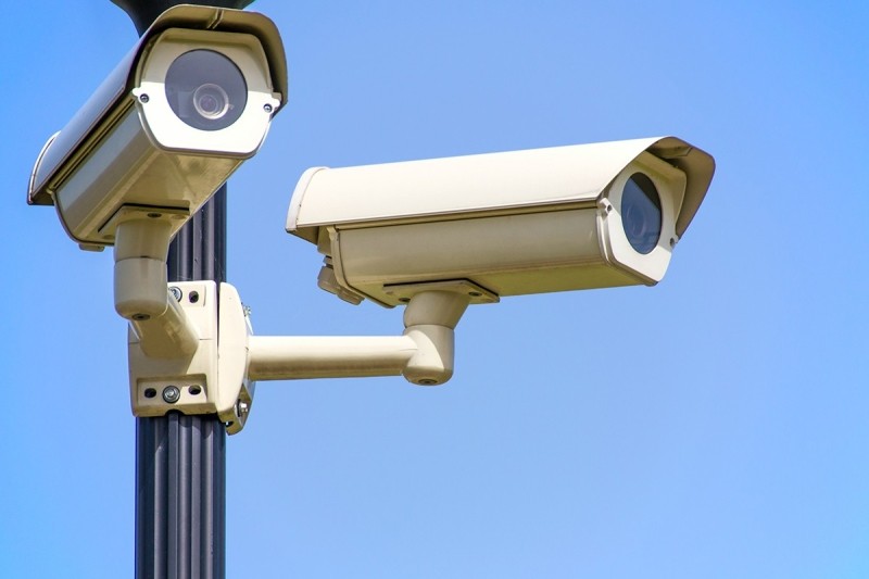 Видеокамеры на дорогах научились распознавать лица водителей
											 
												Видеокамеры на дорогах научились распознавать лица водителей