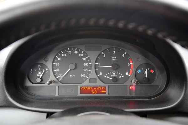 «Продавец сказал, что я счастливчик». Житель Брестской области о владении неприхотливым BMW Е46 2002 г. в. «Продавец сказал, что я счастливчик». Житель Брестской области о владении неприхотливым BMW Е46 2002 г. в.