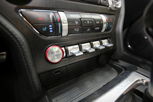 «Геометрия не пострадала, безопасность — целая». Белорус привёз из Америки 466-сильный Ford Mustang GT «Геометрия не пострадала, безопасность — целая». Белорус привёз из Америки 466-сильный Ford Mustang GT