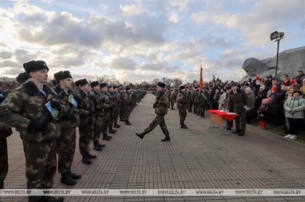 Поступить за границу нельзя остаться: что будет с отсрочками для студентов Поступить за границу нельзя остаться: что будет с отсрочками для студентов