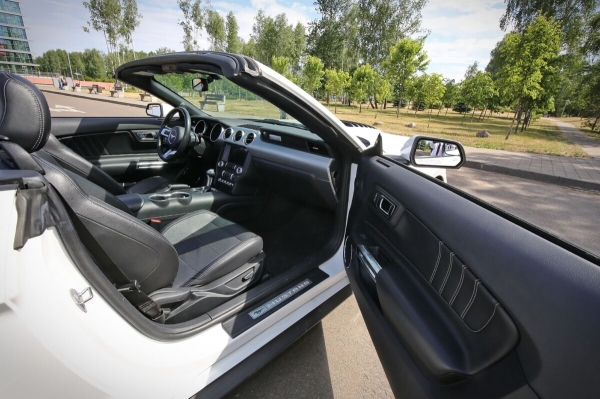 «Геометрия не пострадала, безопасность — целая». Белорус привёз из Америки 466-сильный Ford Mustang GT «Геометрия не пострадала, безопасность — целая». Белорус привёз из Америки 466-сильный Ford Mustang GT