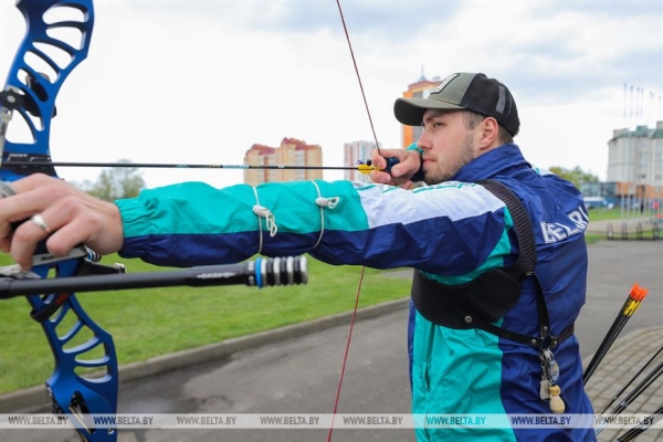 Сильнейшие лучники страны открыли сезон в Бресте