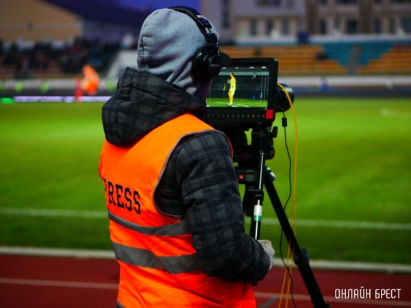 В высшей лиге футбольного чемпионата Беларуси сыграют 15 клубов В высшей лиге футбольного чемпионата Беларуси сыграют 15 клубов