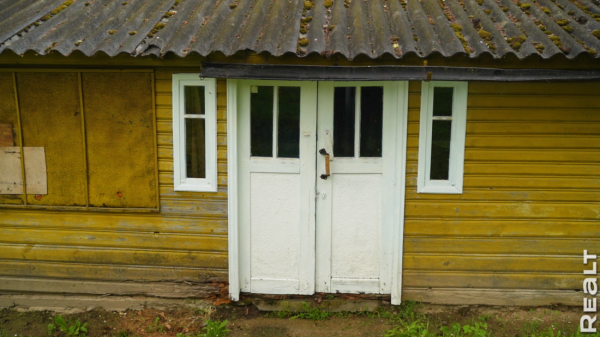 «Первое время спала в обнимку с кочергой». Белоруска сберегла столетний семейный дом — и не жалеет «Первое время спала в обнимку с кочергой». Белоруска сберегла столетний семейный дом — и не жалеет