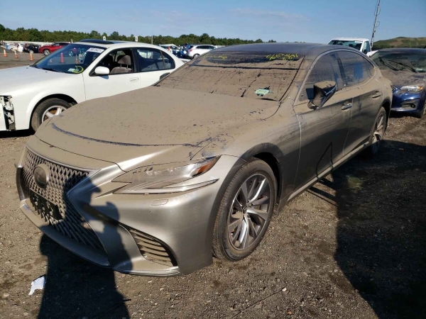 «Теперь только на запчасти». Белорус купил в Америке «биток», но восстановить его не смог «Теперь только на запчасти». Белорус купил в Америке «биток», но восстановить его не смог