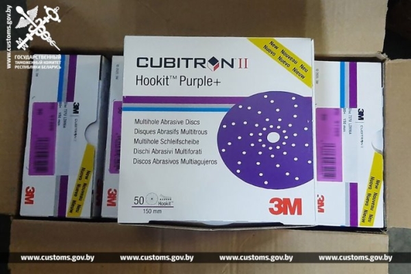 Товары для кузовного ремонта авто на миллион рублей незаконно везли из Польши