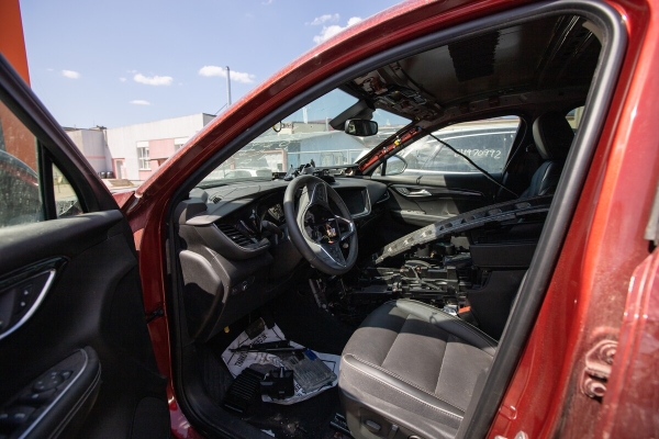 «Теперь только на запчасти». Белорус купил в Америке «биток», но восстановить его не смог «Теперь только на запчасти». Белорус купил в Америке «биток», но восстановить его не смог