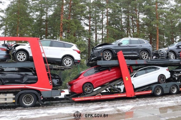 Два случая на границе: в авто на лафете снова нашли запрещенные к провозу вещества Два случая на границе: в авто на лафете снова нашли запрещенные к провозу вещества