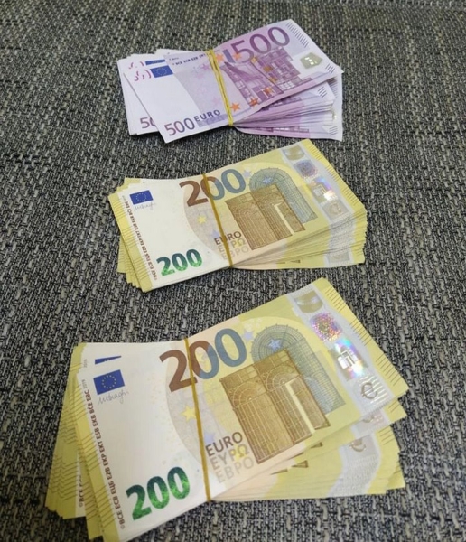 Кыргыз очень хотел купить грузовик в Литве, примотал к ноге 40.000 евро и поехал на велосипеде из Беларуси Кыргыз очень хотел купить грузовик в Литве, примотал к ноге 40.000 евро и поехал на велосипеде из Беларуси