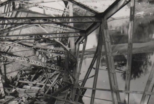 А вы знали, что на месте подвесного моста у «звезды» Брестской крепости был автомобильный? А вы знали, что на месте подвесного моста у «звезды» Брестской крепости был автомобильный?