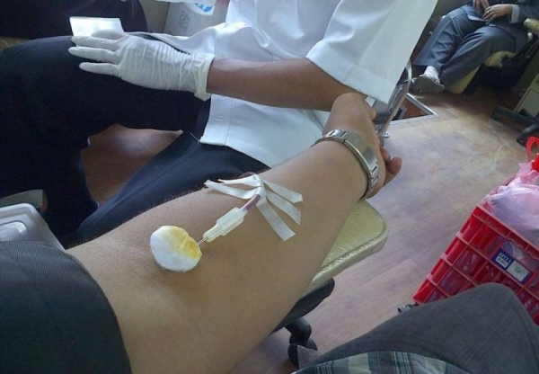 Минздрав установил рацион бесплатного питания донора крови и ее компонентов в день донации Минздрав установил рацион бесплатного питания донора крови и ее компонентов в день донации