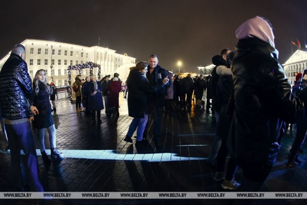 Как прошла новогодняя ночь в Бресте. Фоторепортаж Как прошла новогодняя ночь в Бресте. Фоторепортаж