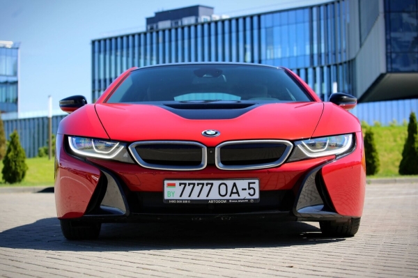 22-летний парень из Жодино купил BMW i8 за $100 тысяч — доволен? 22-летний парень из Жодино купил BMW i8 за $100 тысяч — доволен?