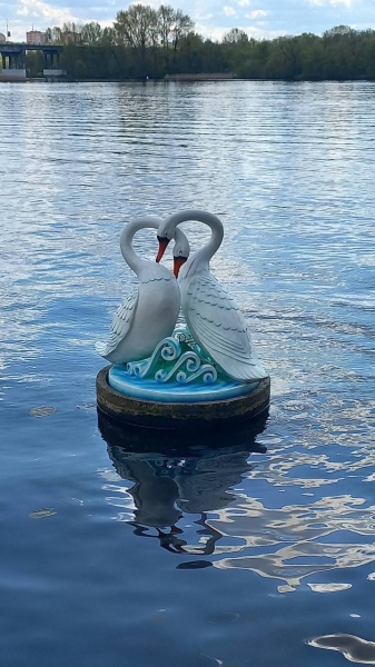 В Бресте на Набережной отреставрировали композицию «Влюбленные лебеди» В Бресте на Набережной отреставрировали композицию «Влюбленные лебеди»