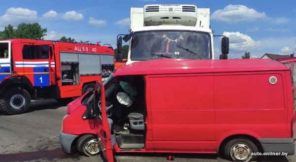 Юноша допустил столкновение грузовика и буса, погибла пассажирка. Озвучен приговор Юноша допустил столкновение грузовика и буса, погибла пассажирка. Озвучен приговор