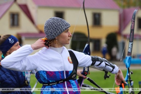 Сильнейшие лучники страны открыли сезон в Бресте