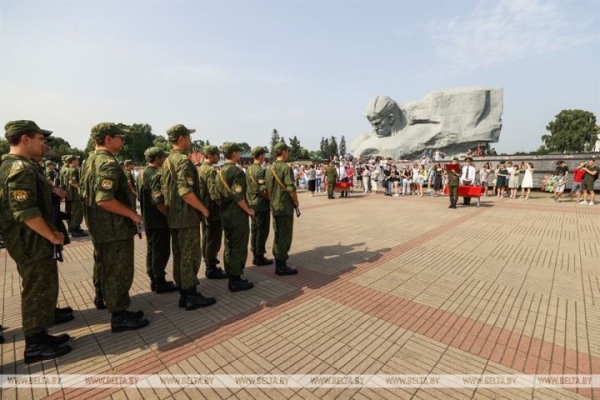 Совбез прокомментировал отмену отсрочек для «заграничных» абитуриентов Совбез прокомментировал отмену отсрочек для «заграничных» абитуриентов